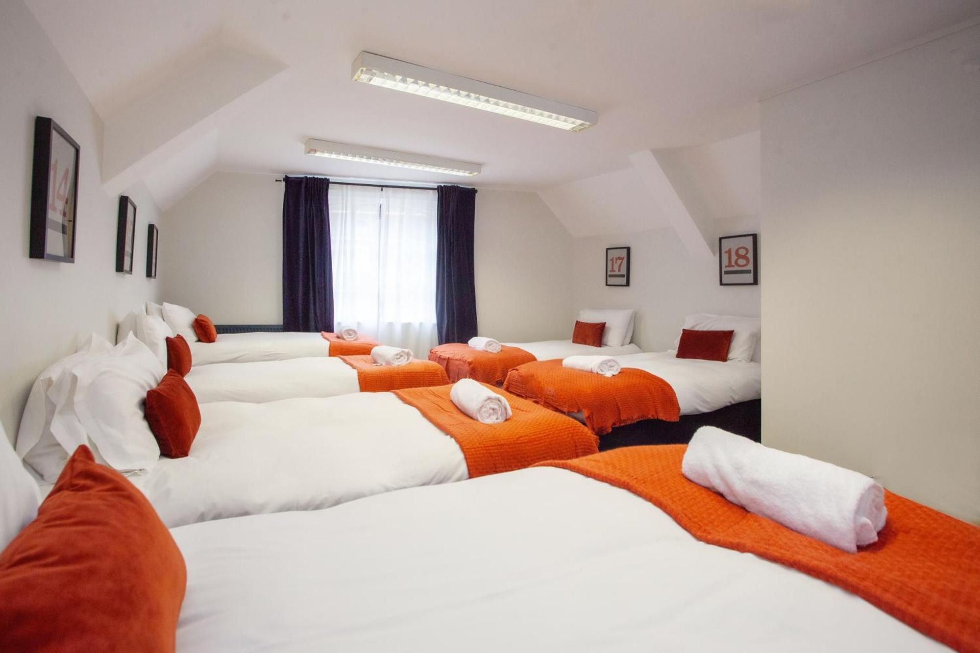 Higgihaus #107F Sleeps 4 Sunday - Friday Villa Cardiff Buitenkant foto